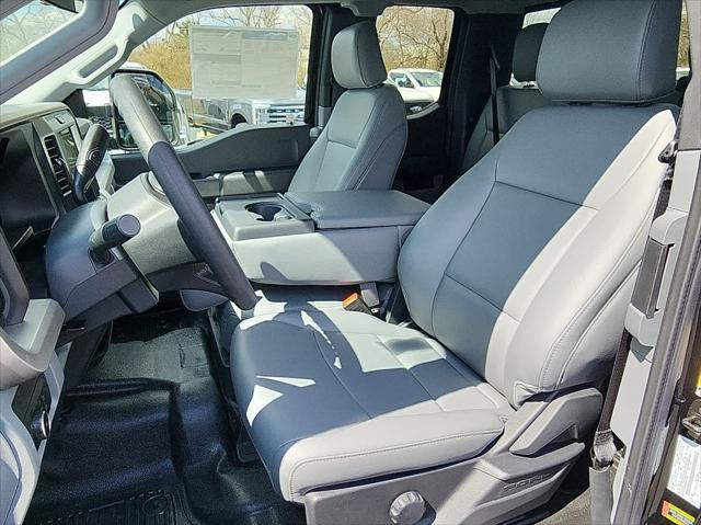 new 2025 Ford F-250 car, priced at $55,225