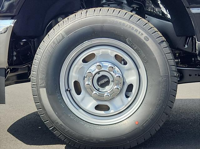 new 2025 Ford F-250 car, priced at $55,225