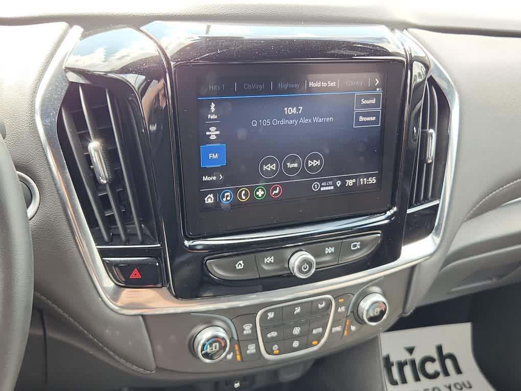 used 2023 Chevrolet Traverse car, priced at $32,800