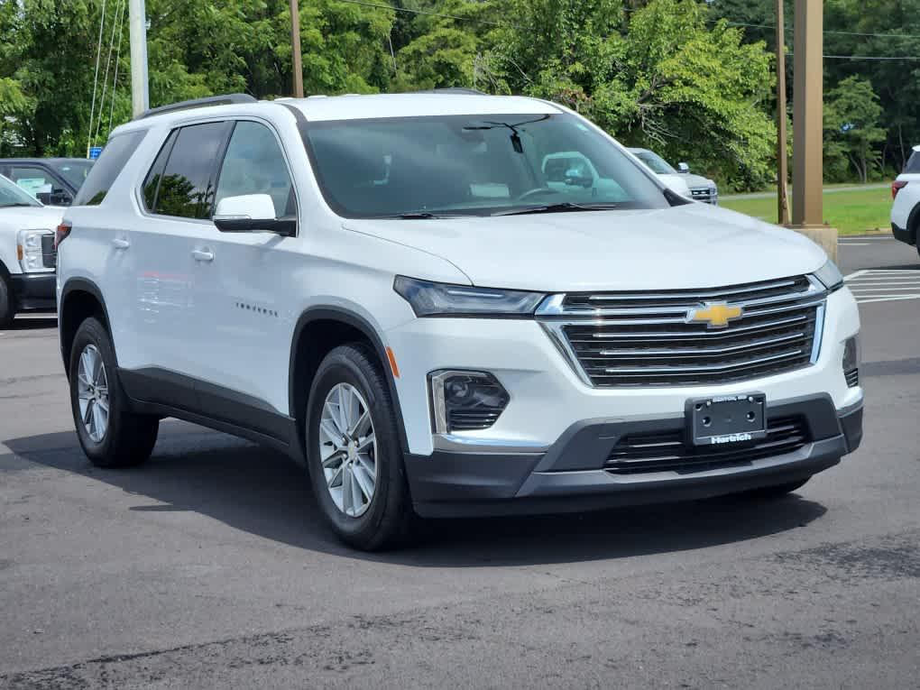 used 2023 Chevrolet Traverse car, priced at $32,800