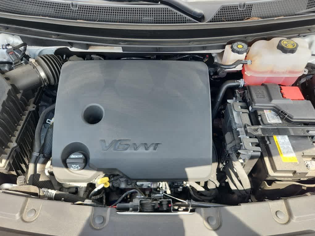 used 2023 Chevrolet Traverse car, priced at $32,800