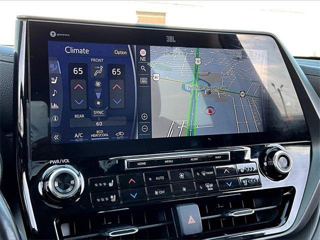 used 2020 Toyota Highlander car, priced at $30,893