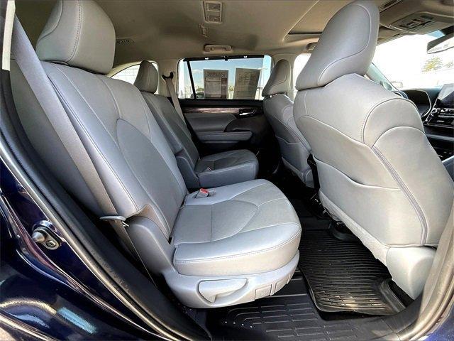 used 2020 Toyota Highlander car, priced at $30,893