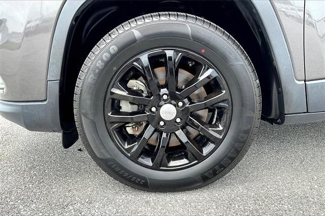 used 2021 Jeep Cherokee car, priced at $23,938