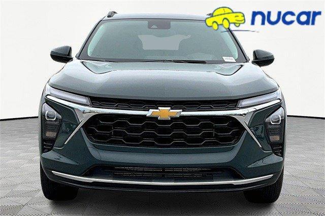 new 2025 Chevrolet Trax car, priced at $23,385