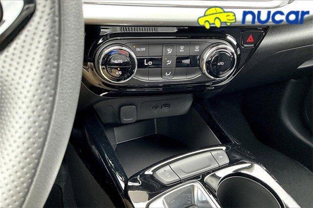 new 2025 Chevrolet Trax car, priced at $23,385