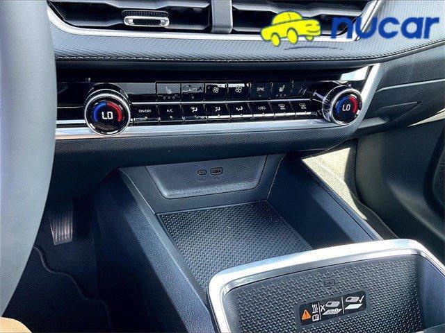 new 2026 Chevrolet Equinox car, priced at $31,385