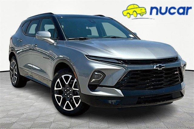 new 2025 Chevrolet Blazer car, priced at $48,204