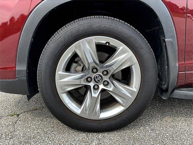 used 2019 Toyota Highlander car, priced at $31,795