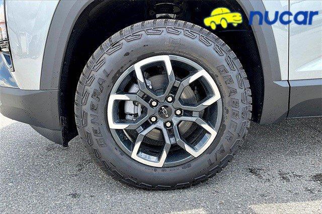 new 2025 Chevrolet Equinox car, priced at $37,465