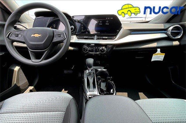 new 2025 Chevrolet Trax car, priced at $23,385