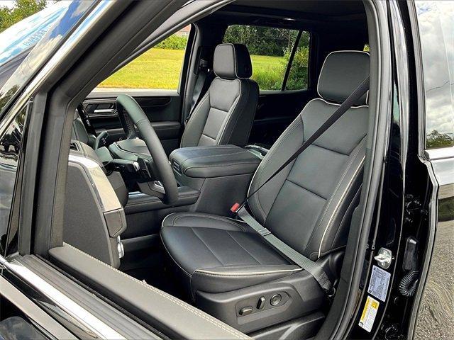 used 2025 GMC Yukon car, priced at $69,770