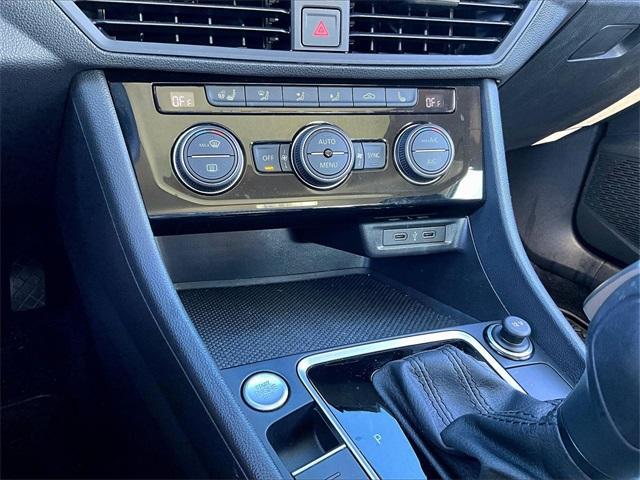 used 2020 Volkswagen Jetta car, priced at $15,625