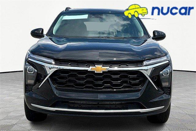 new 2025 Chevrolet Trax car, priced at $25,670