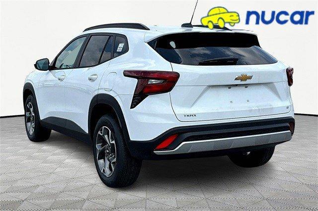 new 2025 Chevrolet Trax car, priced at $23,385