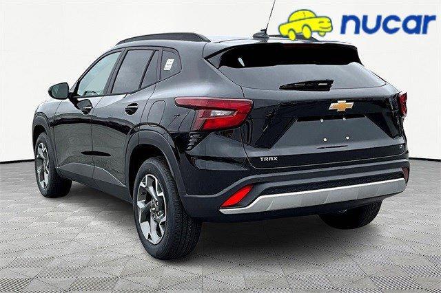 new 2025 Chevrolet Trax car, priced at $25,670