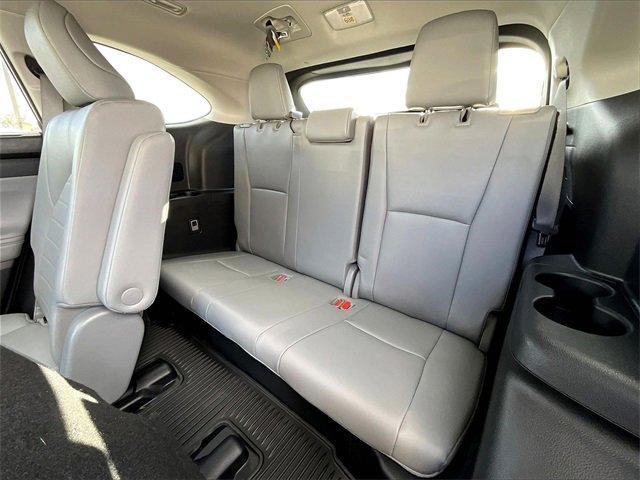 used 2022 Toyota Highlander car, priced at $33,985