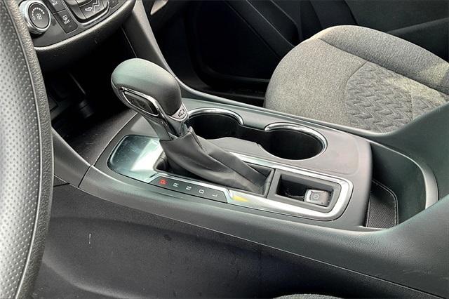 used 2022 Chevrolet Equinox car, priced at $21,619