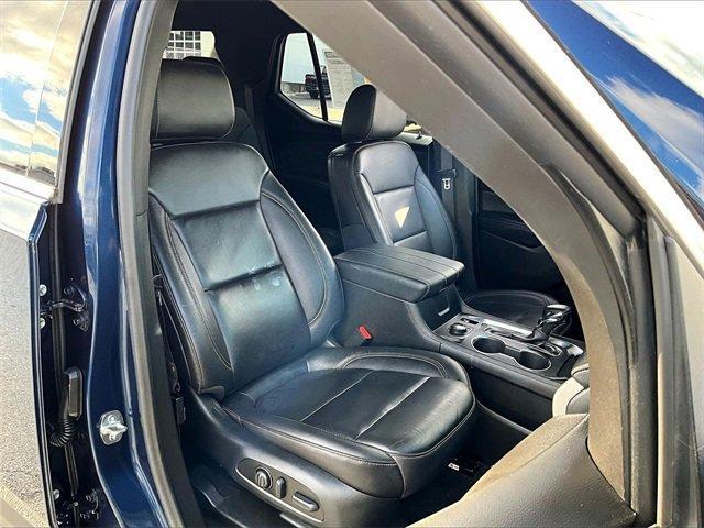 used 2023 Chevrolet Traverse car, priced at $31,345