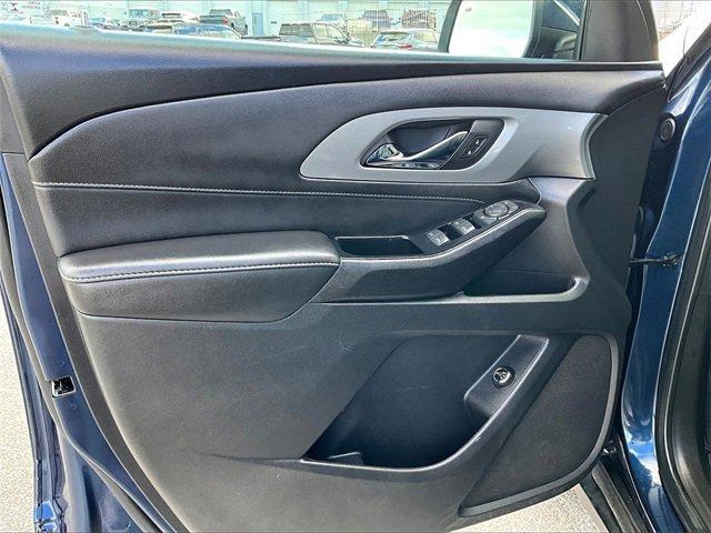 used 2023 Chevrolet Traverse car, priced at $31,345