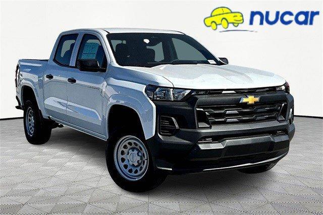 new 2024 Chevrolet Colorado car, priced at $32,100