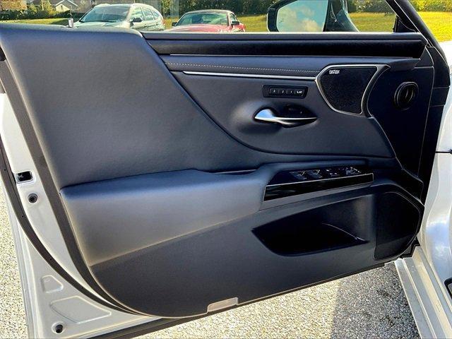 used 2024 Lexus ES 350 car, priced at $48,905