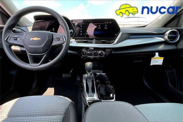 new 2025 Chevrolet Trax car, priced at $23,385
