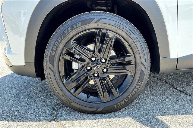 used 2024 Chevrolet Trax car, priced at $23,999