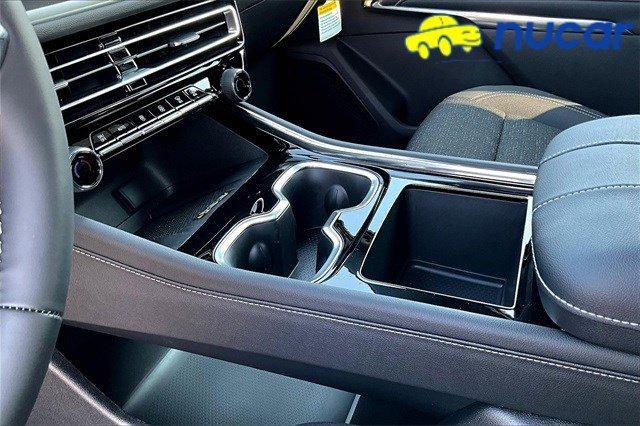 new 2025 Chevrolet Traverse car, priced at $48,925