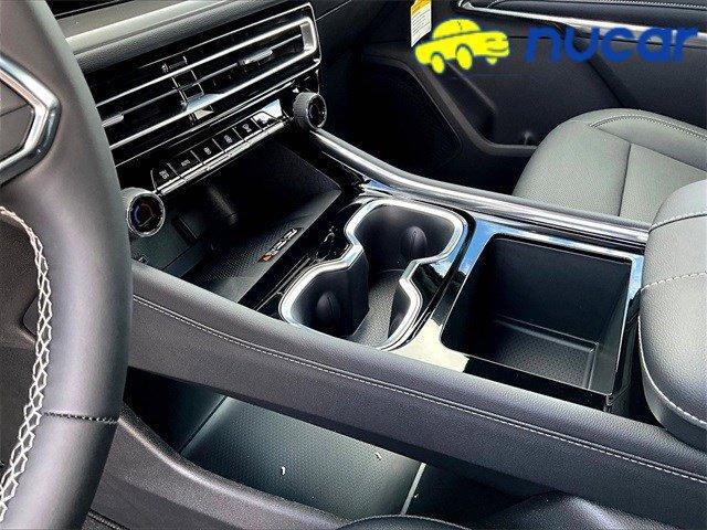 new 2026 Chevrolet Traverse car, priced at $41,735