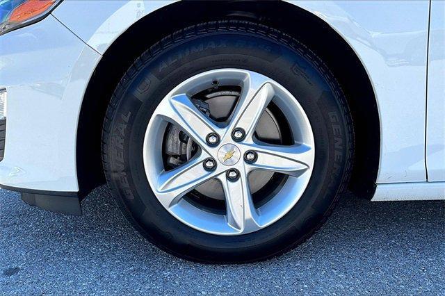 used 2021 Chevrolet Malibu car, priced at $17,986