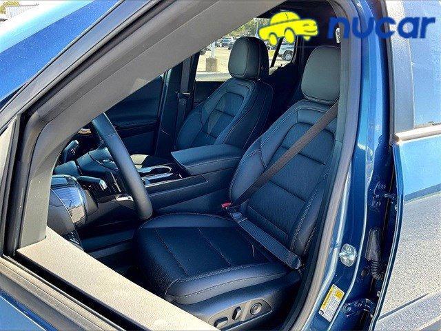 new 2026 Chevrolet Equinox car, priced at $33,925