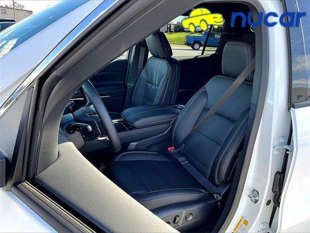 new 2026 Chevrolet Traverse car, priced at $46,660