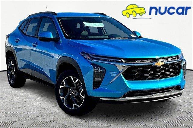 new 2025 Chevrolet Trax car, priced at $23,530