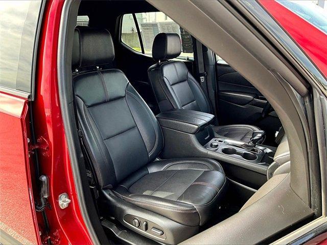 used 2023 Chevrolet Traverse car, priced at $36,292