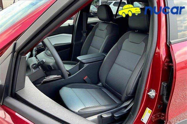 new 2025 Chevrolet Trax car, priced at $23,385