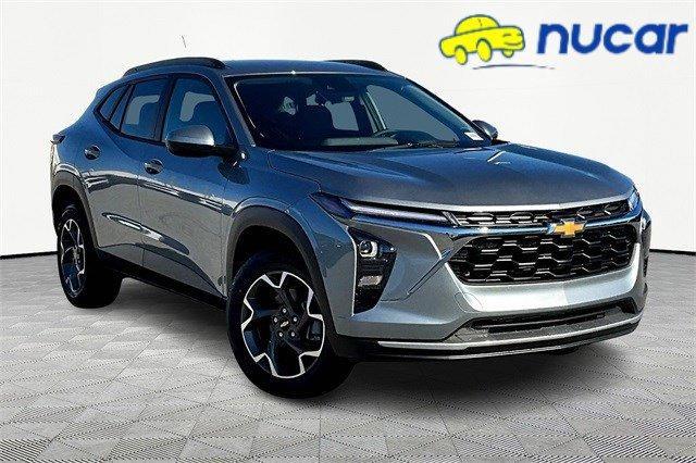 new 2025 Chevrolet Trax car, priced at $24,525