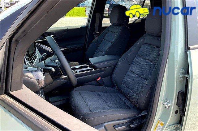new 2026 Chevrolet Equinox car, priced at $32,530