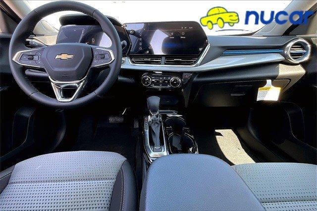 new 2025 Chevrolet Trax car, priced at $25,670