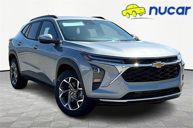 new 2025 Chevrolet Trax car, priced at $25,670