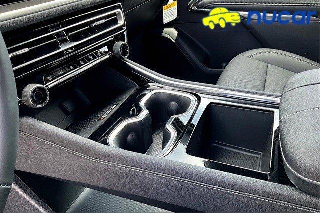 new 2025 Chevrolet Traverse car, priced at $50,425