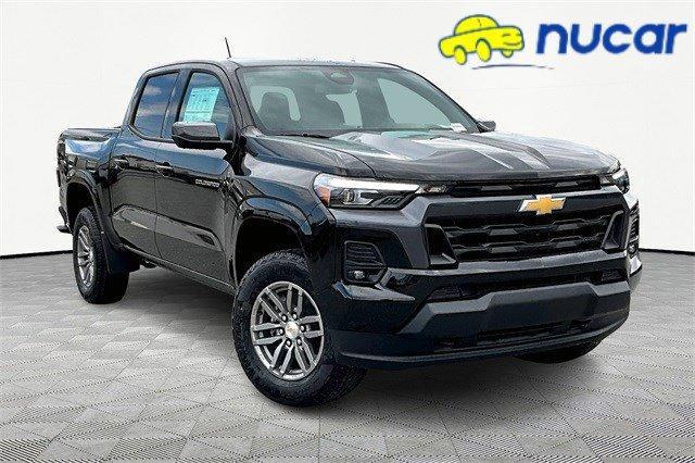 new 2025 Chevrolet Colorado car, priced at $45,400