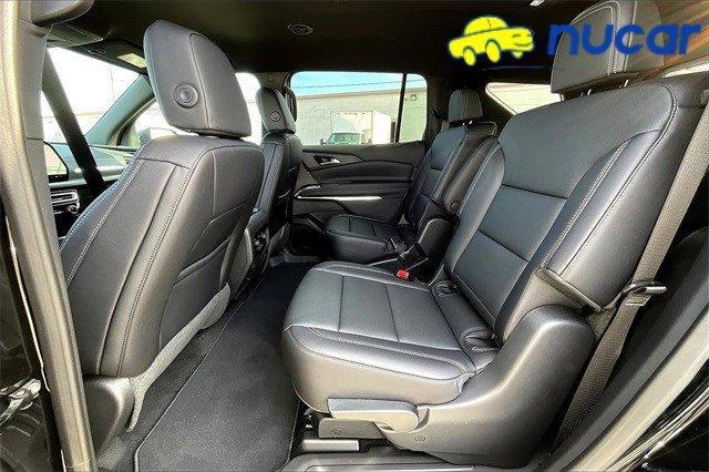 new 2025 Chevrolet Traverse car, priced at $45,135