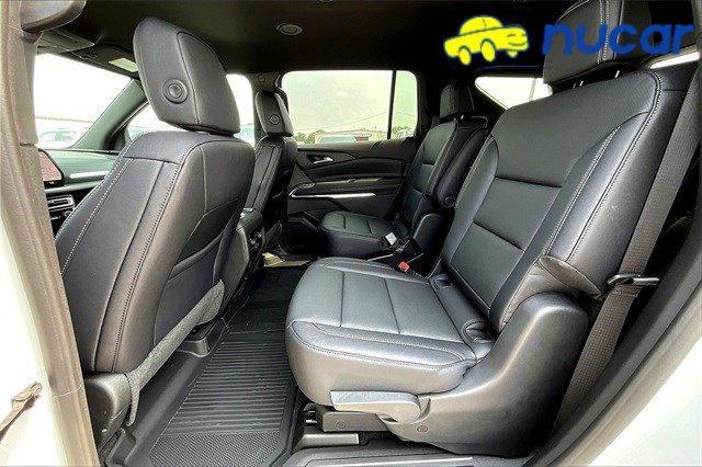 new 2026 Chevrolet Traverse car, priced at $46,930