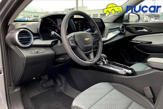 new 2025 Chevrolet Trax car, priced at $23,385