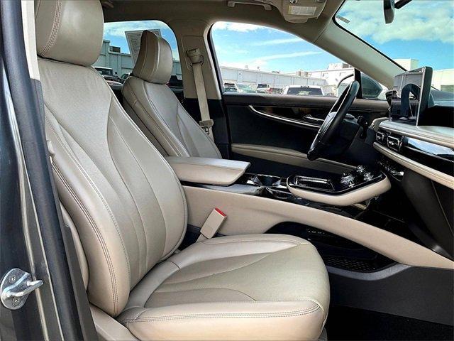 used 2023 Lincoln Nautilus car, priced at $35,578