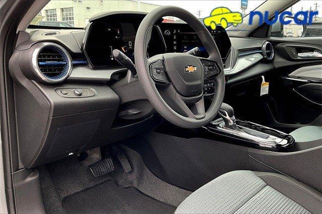 new 2025 Chevrolet Trax car, priced at $23,385