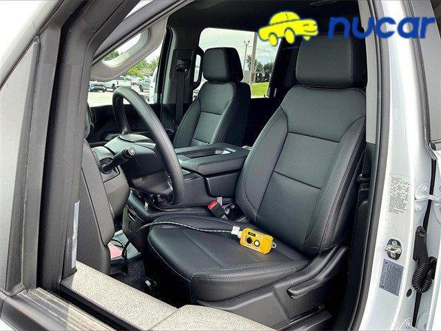 new 2025 Chevrolet Silverado 3500 car, priced at $79,400
