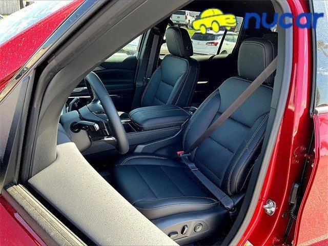 new 2025 Chevrolet Traverse car, priced at $45,365