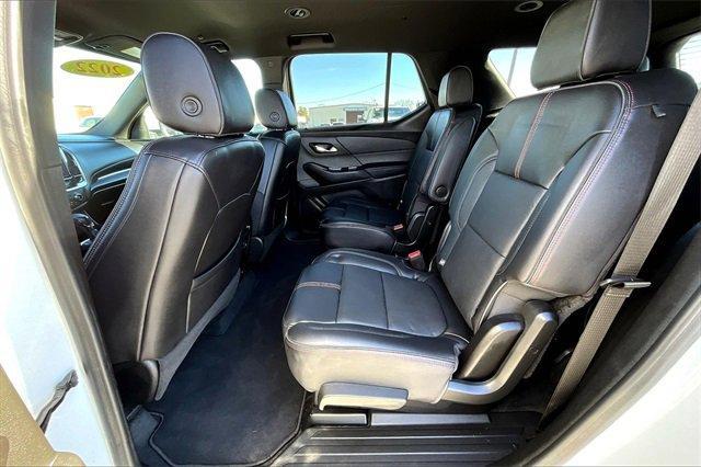 used 2022 Chevrolet Traverse car, priced at $33,853